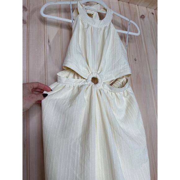 NWT Lulus Island Vacay Cream Tie-Back Maxi Dress Resortwear Vacay Cut Out Sz M - Picture 4 of 10